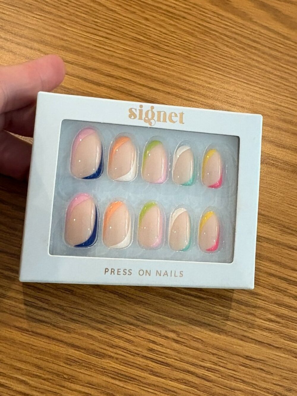 New in Box, Signet Press On Nails
